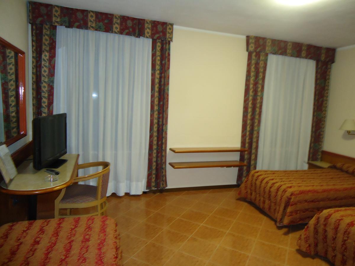 Hotel Paris Castel Goffredo Εξωτερικό φωτογραφία